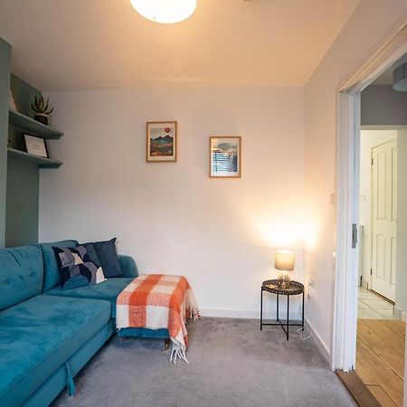 The Becket - Three Bedroom City Centre House With Parking Кэнтербари Экстерьер фото