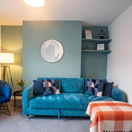 The Becket - Three Bedroom City Centre House With Parking Кэнтербари Экстерьер фото