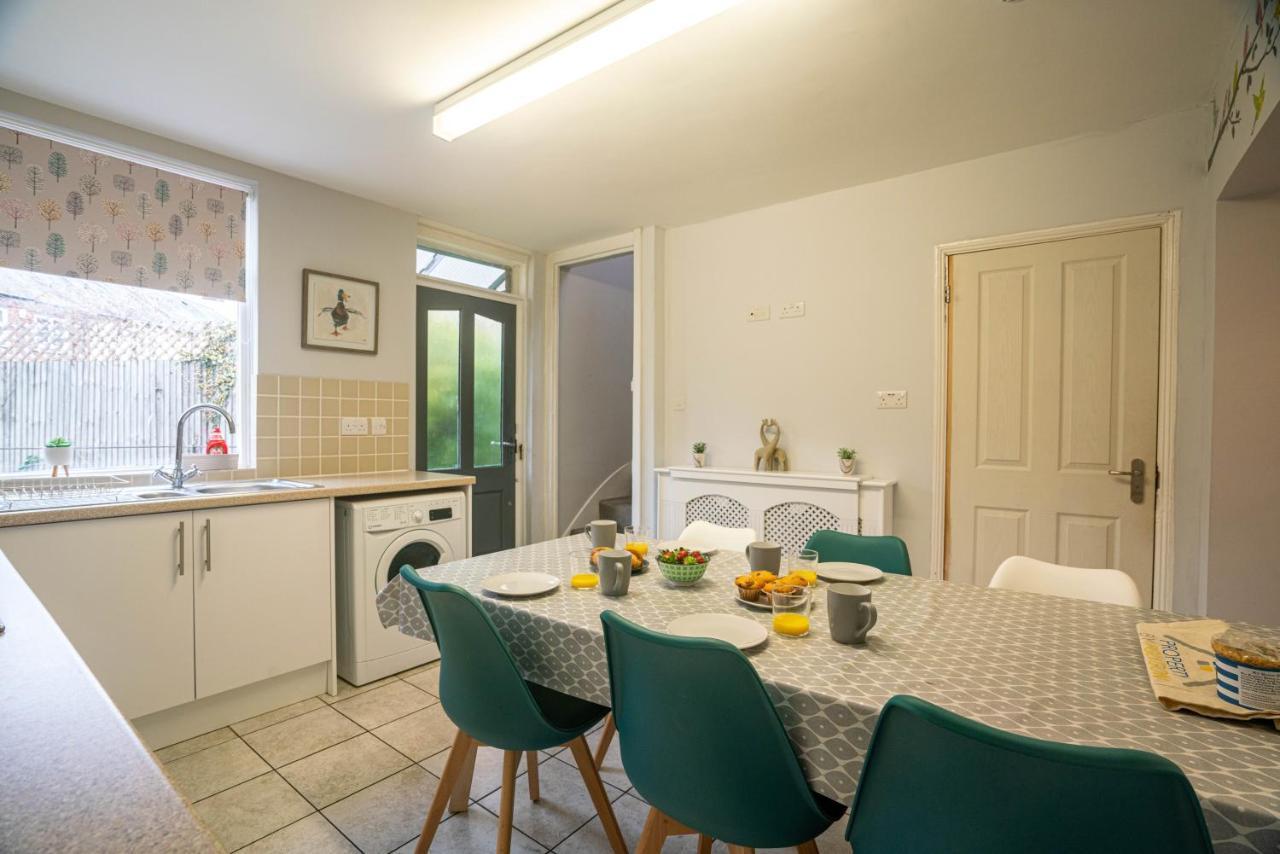 The Becket - Three Bedroom City Centre House With Parking Кэнтербари Экстерьер фото