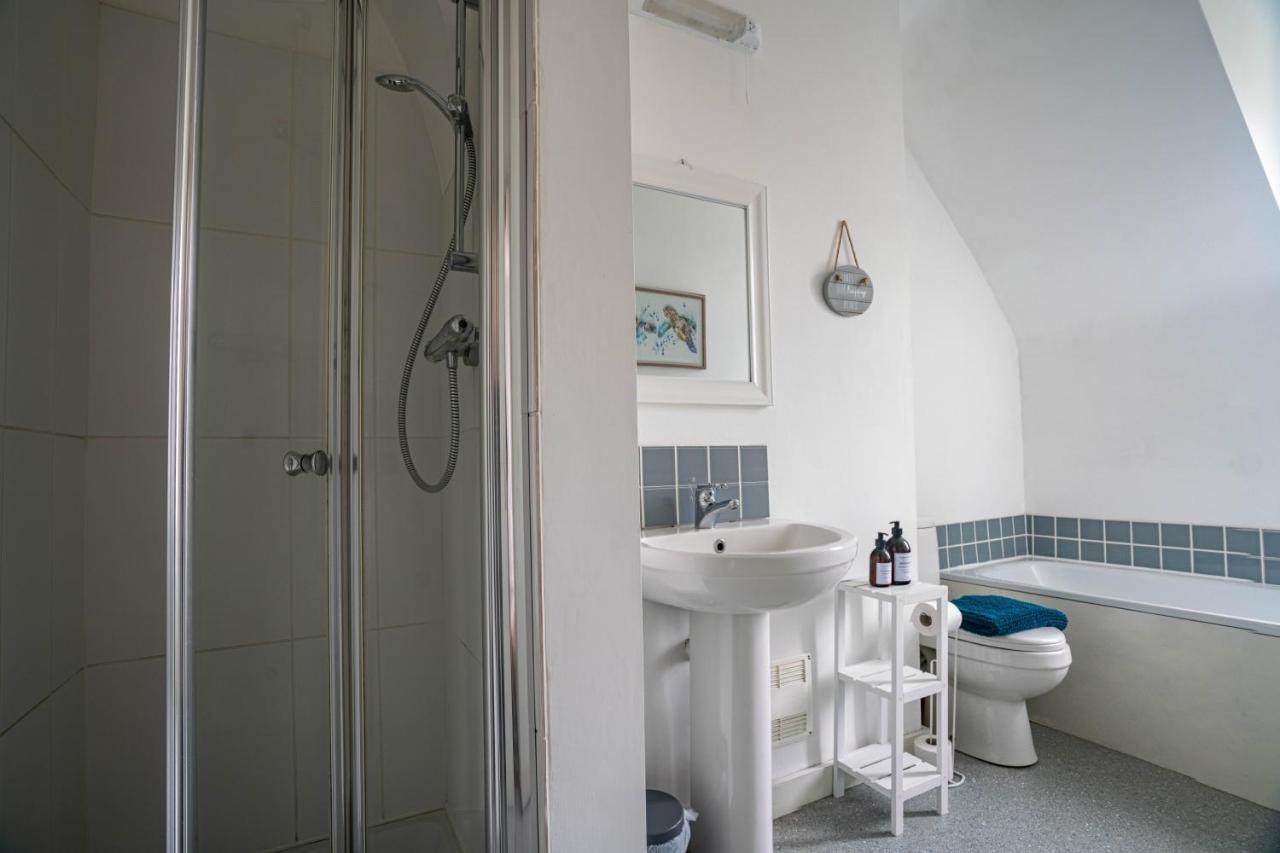 The Becket - Three Bedroom City Centre House With Parking Кэнтербари Экстерьер фото