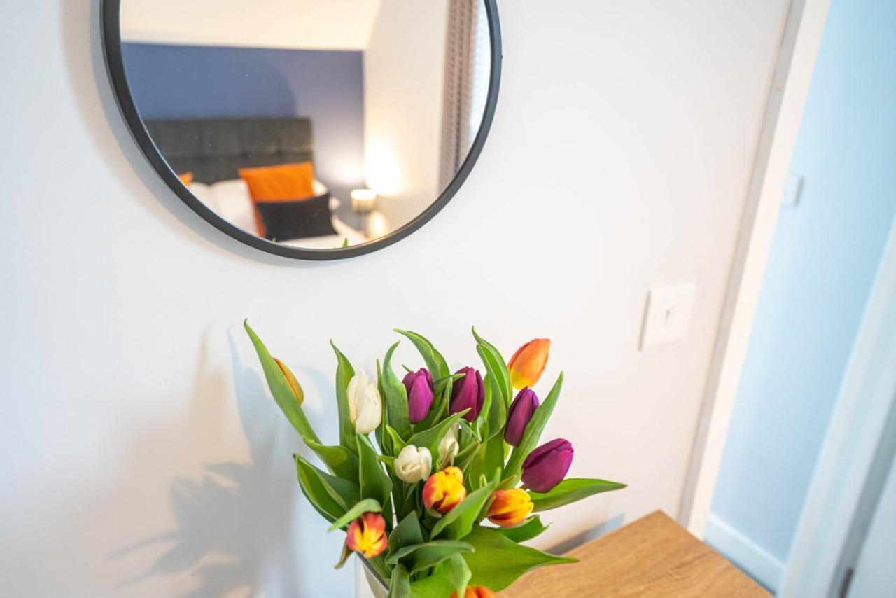 The Becket - Three Bedroom City Centre House With Parking Кэнтербари Экстерьер фото